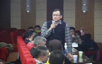 刘海元领导解答现场同学的提问